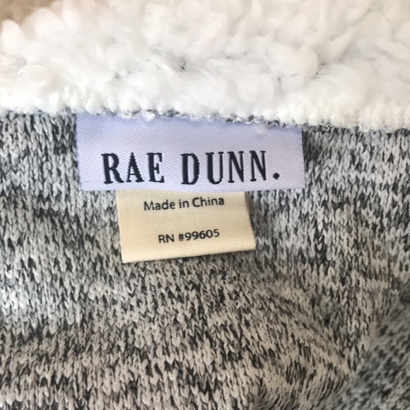 Rae Dunn blanket - Picture 3 of 4